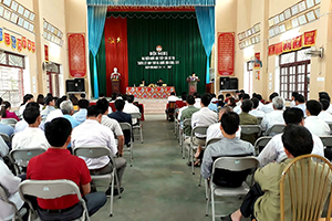 Đại biểu Quốc hội tiếp xúc trước kỳ họp thứ ba, Quốc hội khóa XIV, tại huyện Lục Ngạn